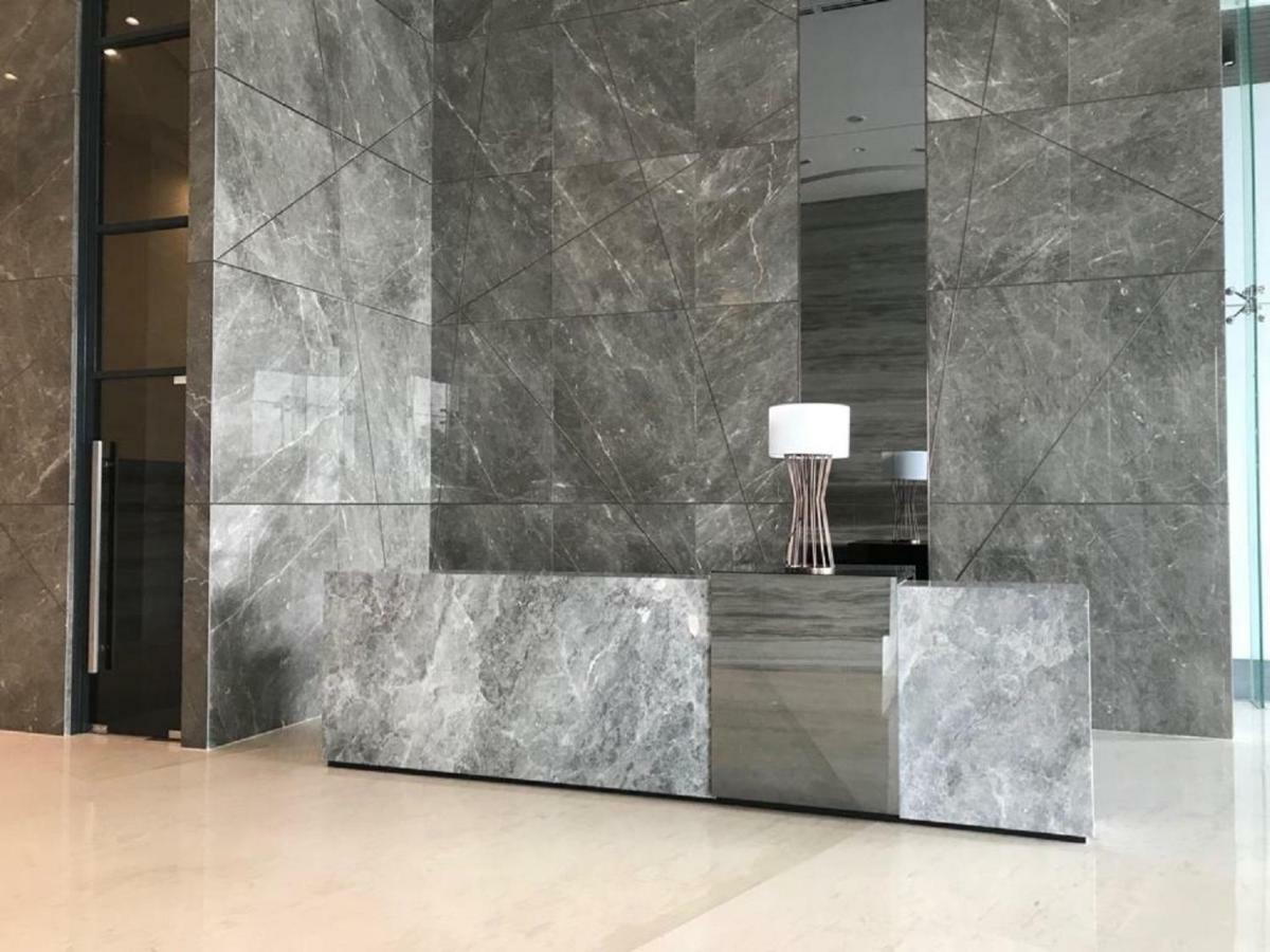 Almas Puteri Harbour Apartment Нусаджая Екстериор снимка